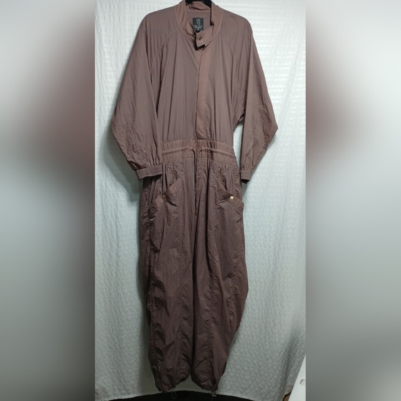 Athleta Alicia Keys Utility Jumpsuit/ Romper Size 20 - Picture 3 of 14